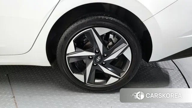 Hyundai Avante (CN7) id 3620559 из Кореи 15