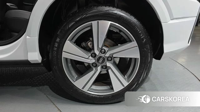 Audi Q2 id 3864449 из Кореи 15
