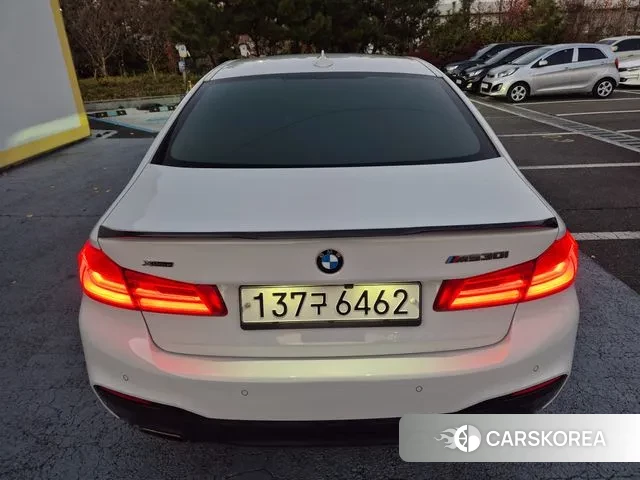 BMW 5 Series (G30) id 3425476 из Кореи 15