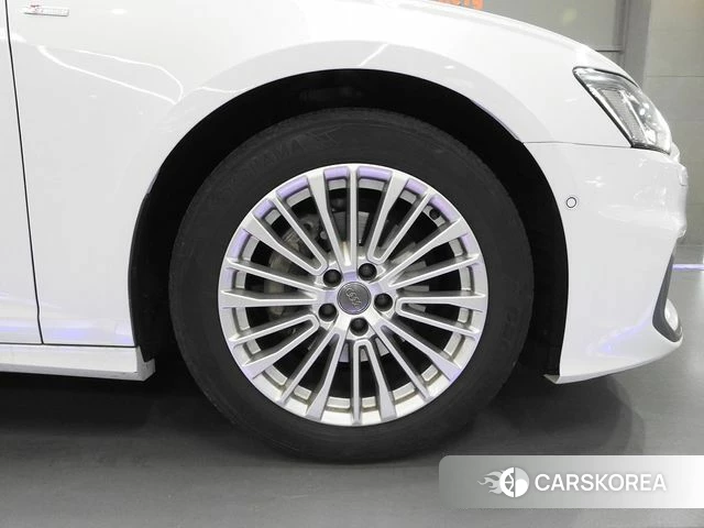 Audi A6 (C8) id 4331006 из Кореи 15