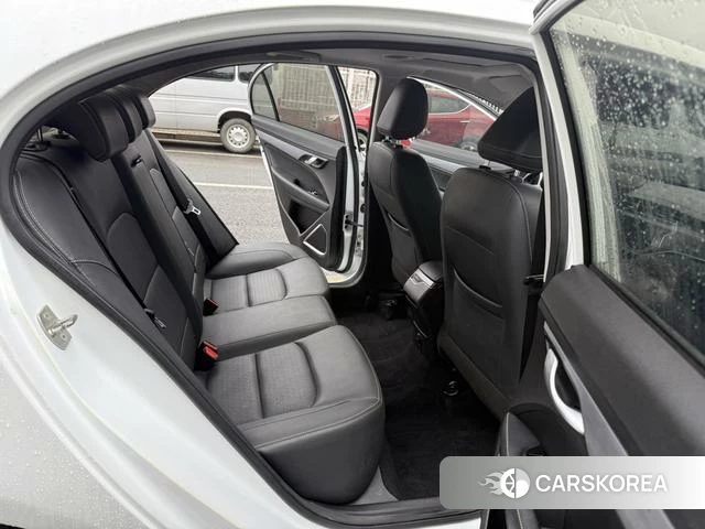 Geely Automobile Emgrand 2021 Белый из Китая, фото 5