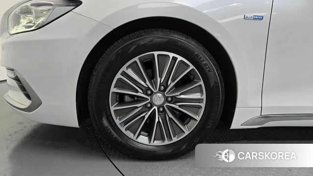 Hyundai Grandeur IG Hybrid id 4325594 из Кореи 31
