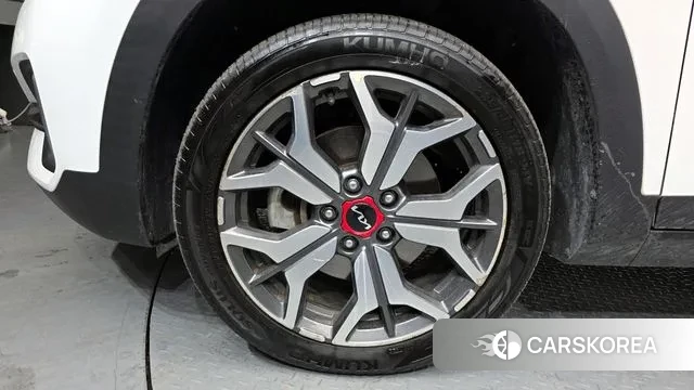 Kia Seltos id 3645636 из Кореи 15