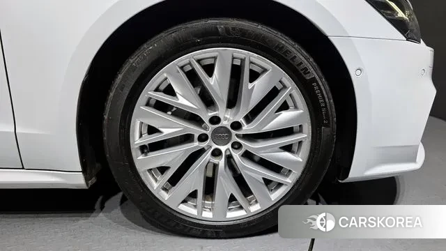 Audi A7 (4K) id 3598037 из Кореи 15