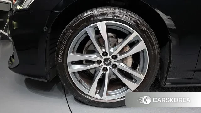 Audi A6 (C8) id 3016819 из Кореи 15