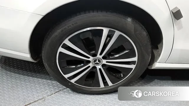 Mercedes-Benz E-Class W213 id 3493732 из Кореи 15