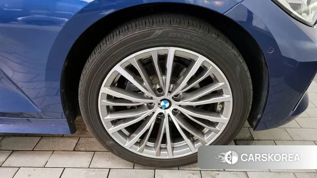 BMW 3 Series (G20) id 3023572 из Кореи 15