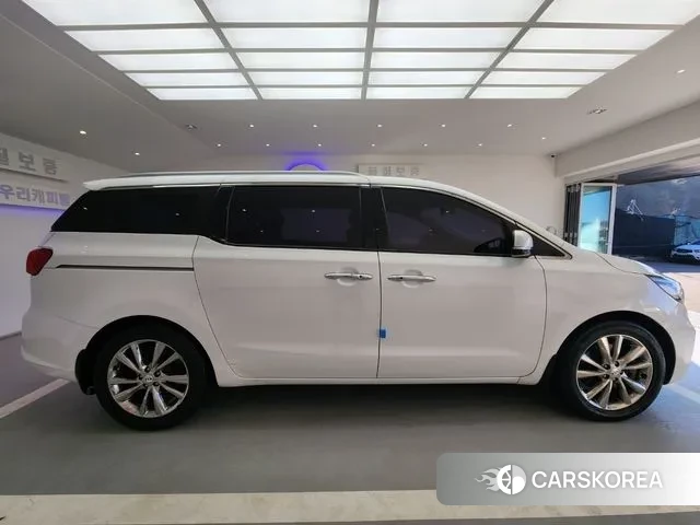 Kia The New Carnival id 3595406 из Кореи 13