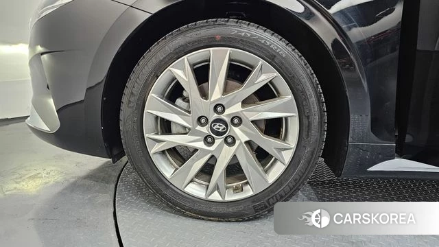 Hyundai The New Grandeur IG Hybrid id 4581021 из Кореи 31