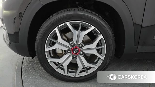 Kia Seltos id 4637789 из Кореи 27