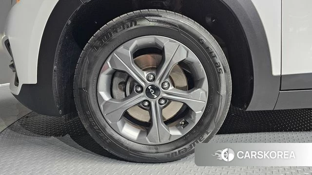 Kia Seltos id 4186672 из Кореи 25