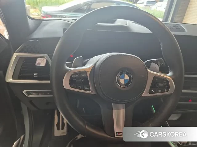 BMW X7 (G07) 2023 Цвет галактики из Кореи, фото 5