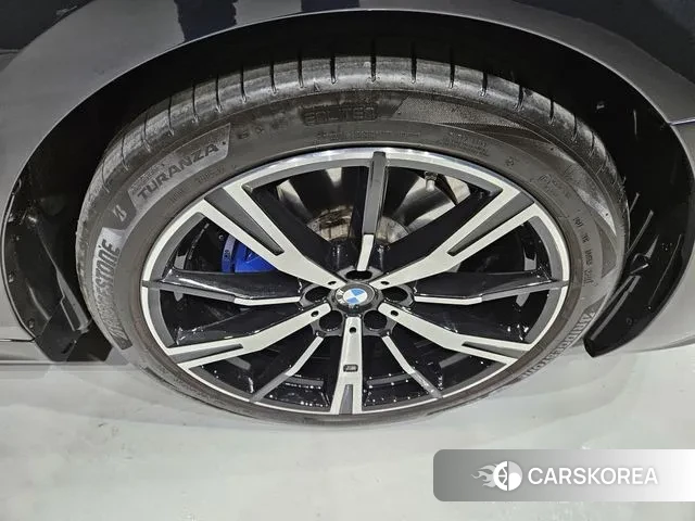 BMW 5 Series (G60) id 3648904 из Кореи 15