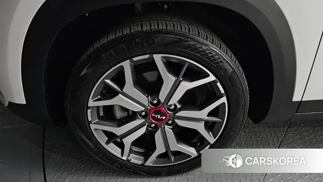 Kia Seltos id 3611183 из Кореи 15