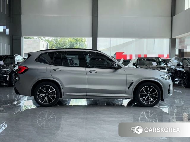 BMW X3 2022 Серебристо-серый из Китая, фото 5