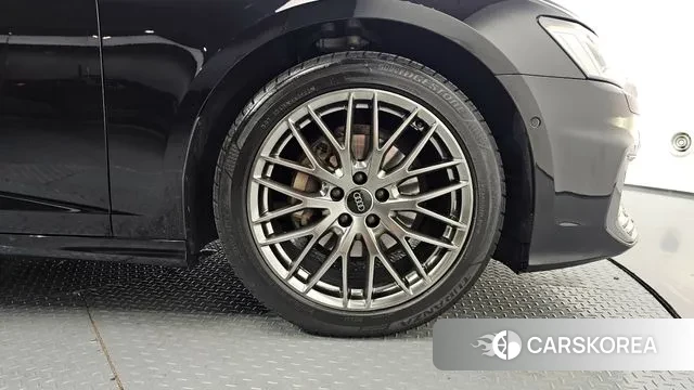 Audi A6 (C8) id 3033540 из Кореи 15