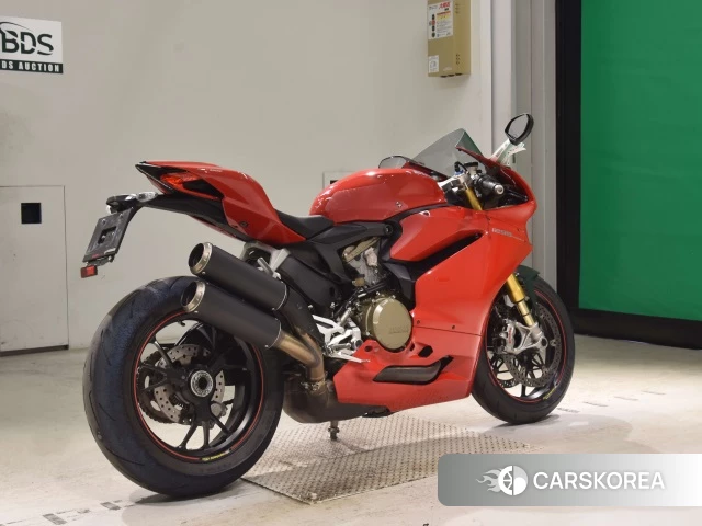 Ducati 1199 PANIGALE S 2016 из Японии, фото 4