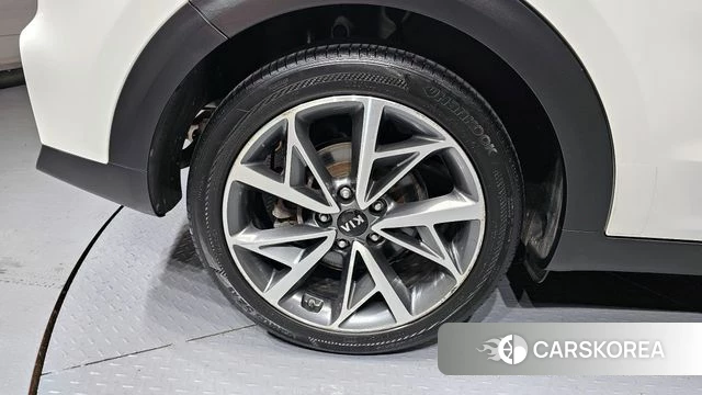 Kia The New Niro id 3886048 из Кореи 15