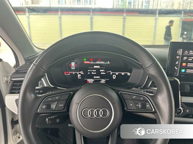 Audi A4L id 4314462 из Китая 9