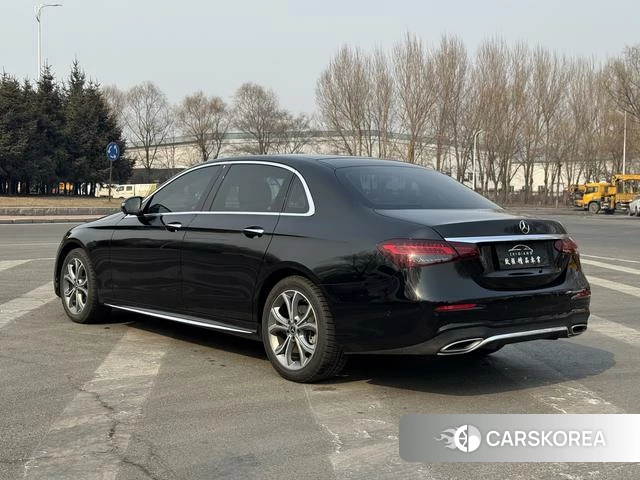 Mercedes-Benz E-class 2023 Черный из Китая, фото 5