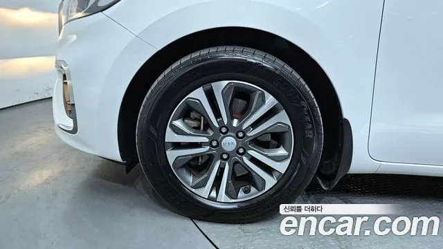 Kia The New Carnival id 2714882 из Кореи 15