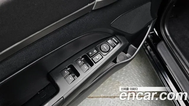 Hyundai Avante AD id 2699722 из Кореи 15