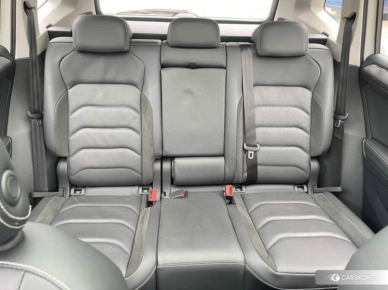 Volkswagen Tiguan L PHEV id 4453157 из Китая 17