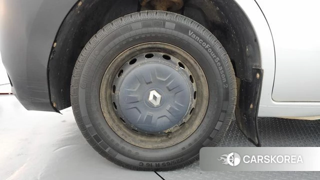 Renault Korea (Samsung) Master id 4625720 из Кореи 15