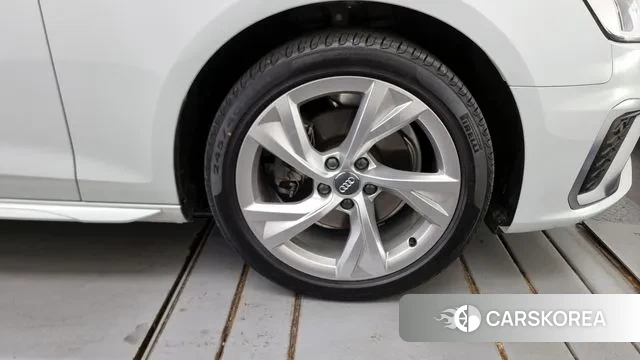 Audi A4 (B9) id 3037578 из Кореи 15