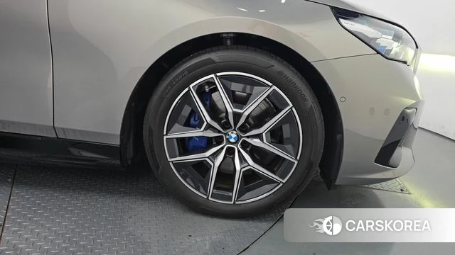 BMW i5 (G60) id 4602124 из Кореи 15