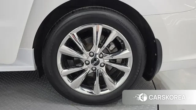 Kia The New Carnival id 3439804 из Кореи 15