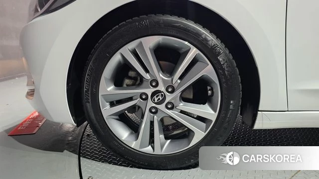 Hyundai Avante AD id 4610548 из Кореи 25