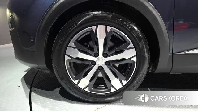 Peugeot 5008 second generation id 4286165 из Кореи 15