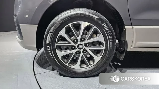 Hyundai The New Grand Starex id 3494500 из Кореи 15