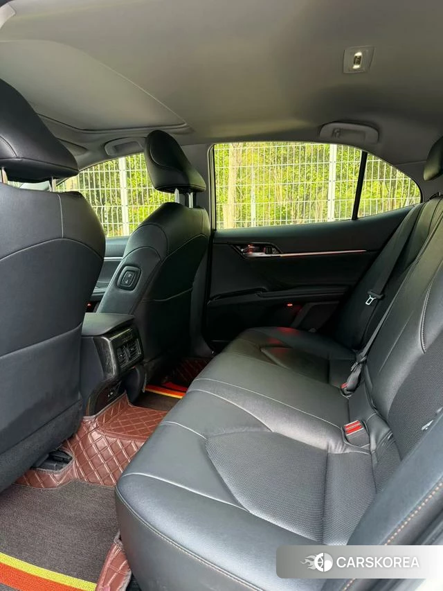Toyota Camry 2021 Белый из Китая, фото 5