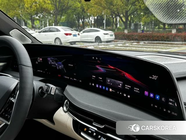 Cadillac CT6 id 4209385 из Китая 15