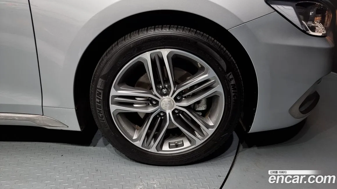 Hyundai Grandeur IG id 2155375 из Кореи 15