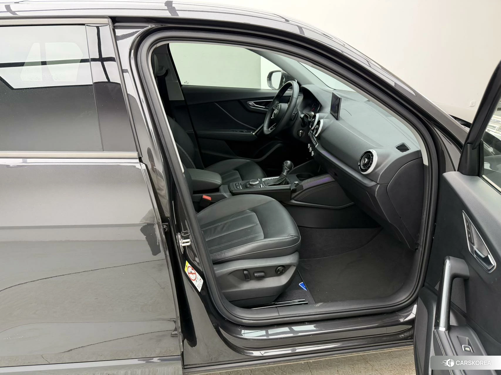 Audi Q2L id 4498798 из Китая 12