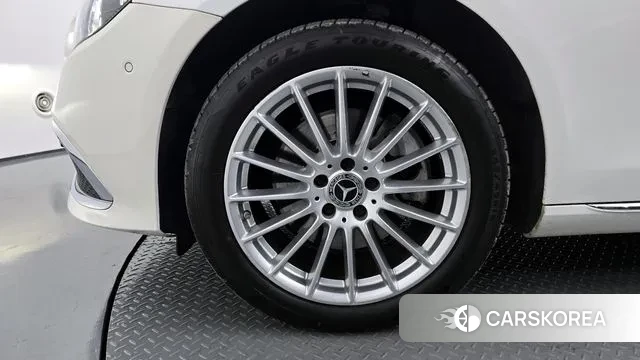 Mercedes-Benz E-Class W213 id 3296129 из Кореи 15