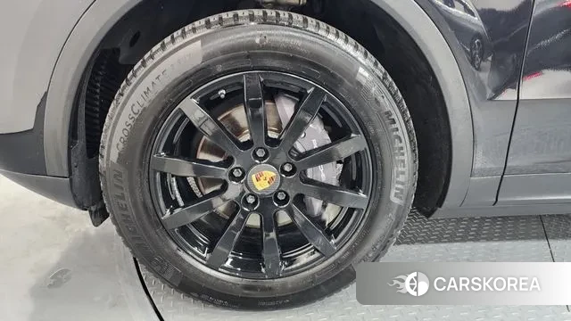 Porsche Cayenne (PO536) id 3708557 из Кореи 15