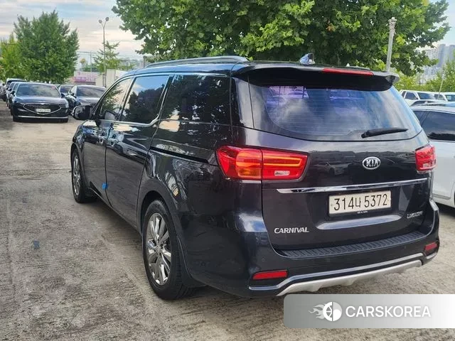 Kia The New Carnival id 3018864 из Кореи 15