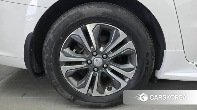 Kia The New Carnival id 4737429 из Кореи 30