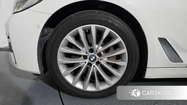 BMW 5 Series (G30) id 4481923 из Кореи 27