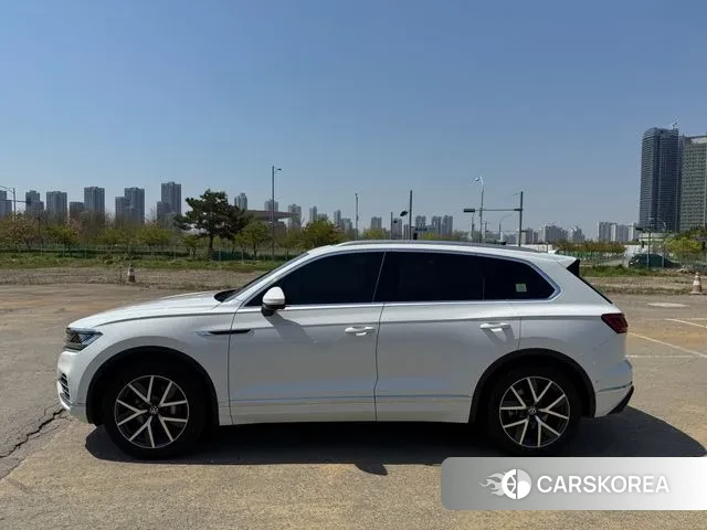 Volkswagen Touareg 3rd generation id 3041276 из Кореи 10
