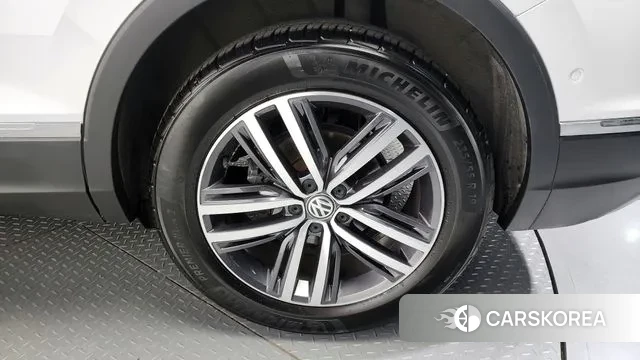 Volkswagen Tiguan Allspace id 2994784 из Кореи 15