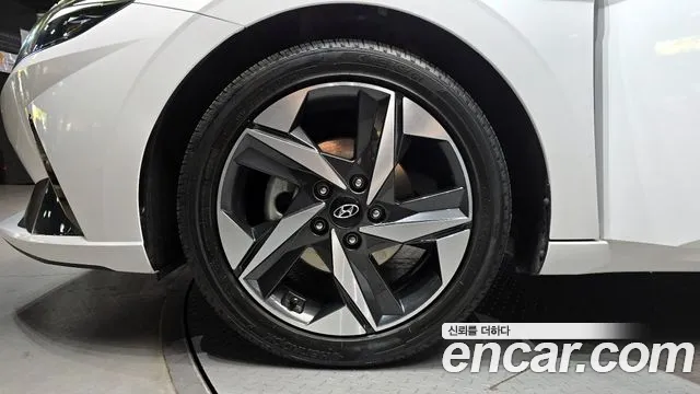 Hyundai Avante (CN7) id 2673775 из Кореи 15