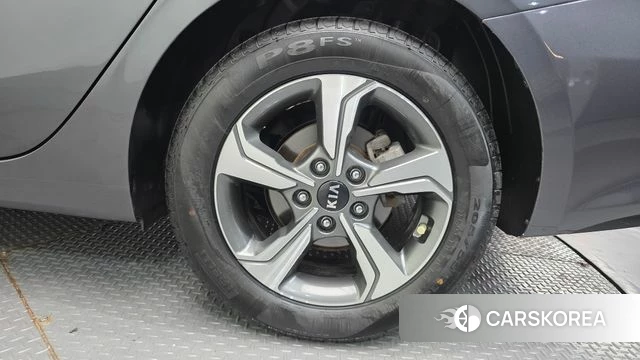 Kia Come New K3 id 4363370 из Кореи 15