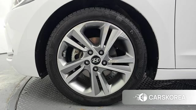 Hyundai Avante AD id 4459559 из Кореи 15