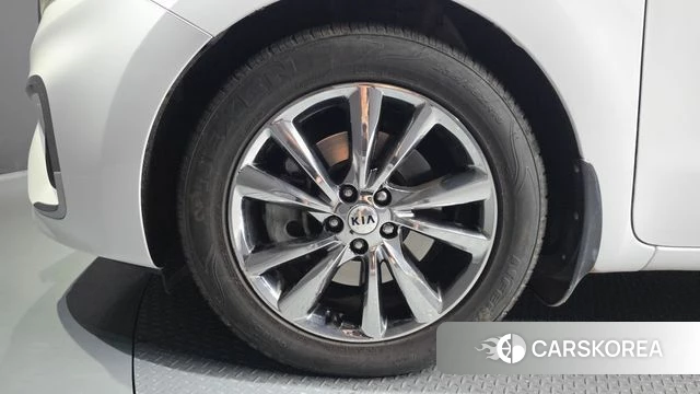 Kia The New Carnival id 3917404 из Кореи 15