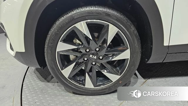Kia Seltos id 3911216 из Кореи 15